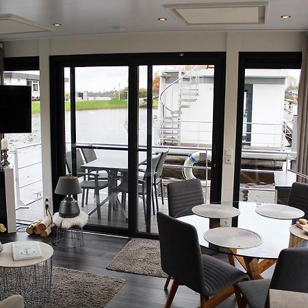 Hausboot In Bad Bederkesa 호텔 외부 사진
